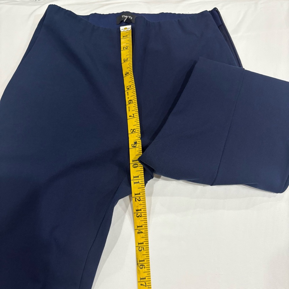 Theory Navy Slim Women’s Dress Pants Made in USA. - Picture 8 of 10